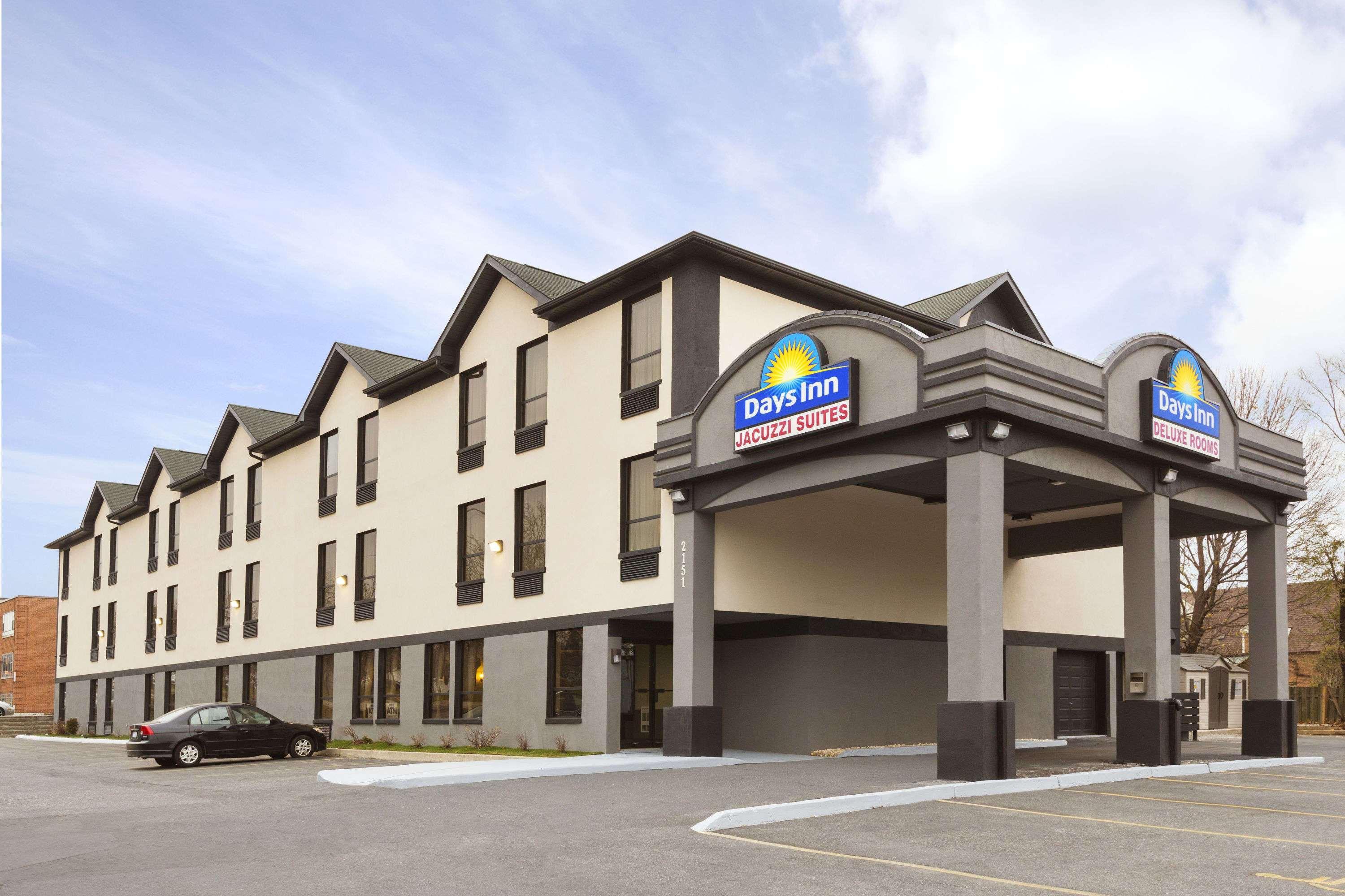 Days By Wyndham East Lakeview
