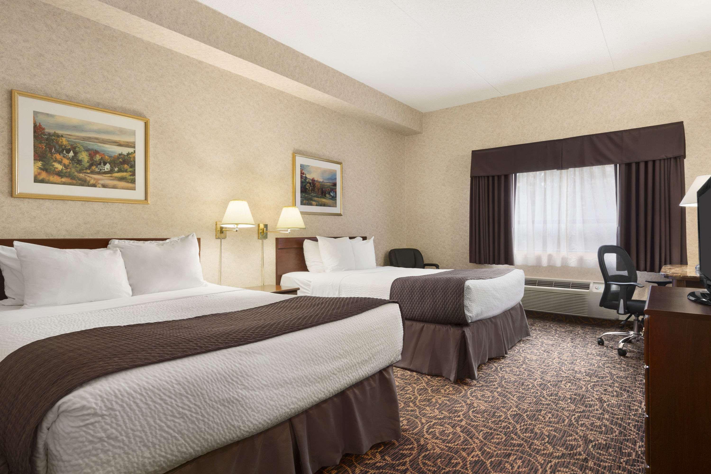 Days By Wyndham East Lakeview 3* Toronto